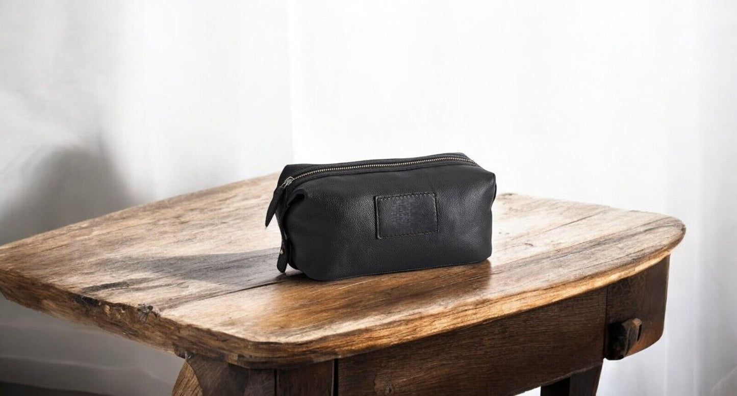 Pottery Barn Men's Grant Toiletry Bag - Black Leather