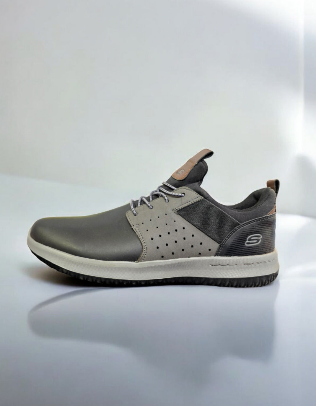 Skechers Men's Delson - Axton Casual Shoes, Gray/Blk, Size 9.5