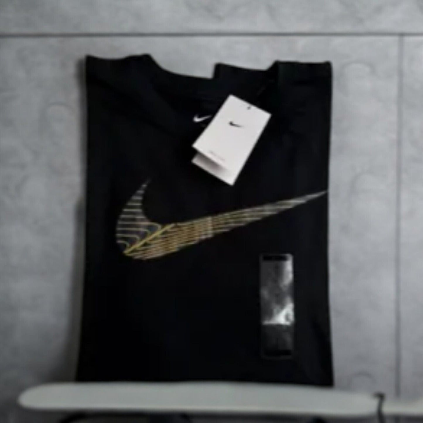 NEW The Nike Tee Dri-FIT Black Short Sleeve Tshirt Men’s Large (NWT)