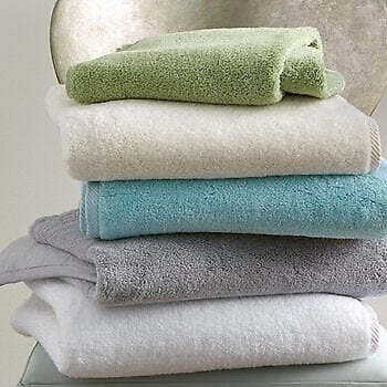 Milagro by Matouk - Bath Mat 24x36(1) - Opal