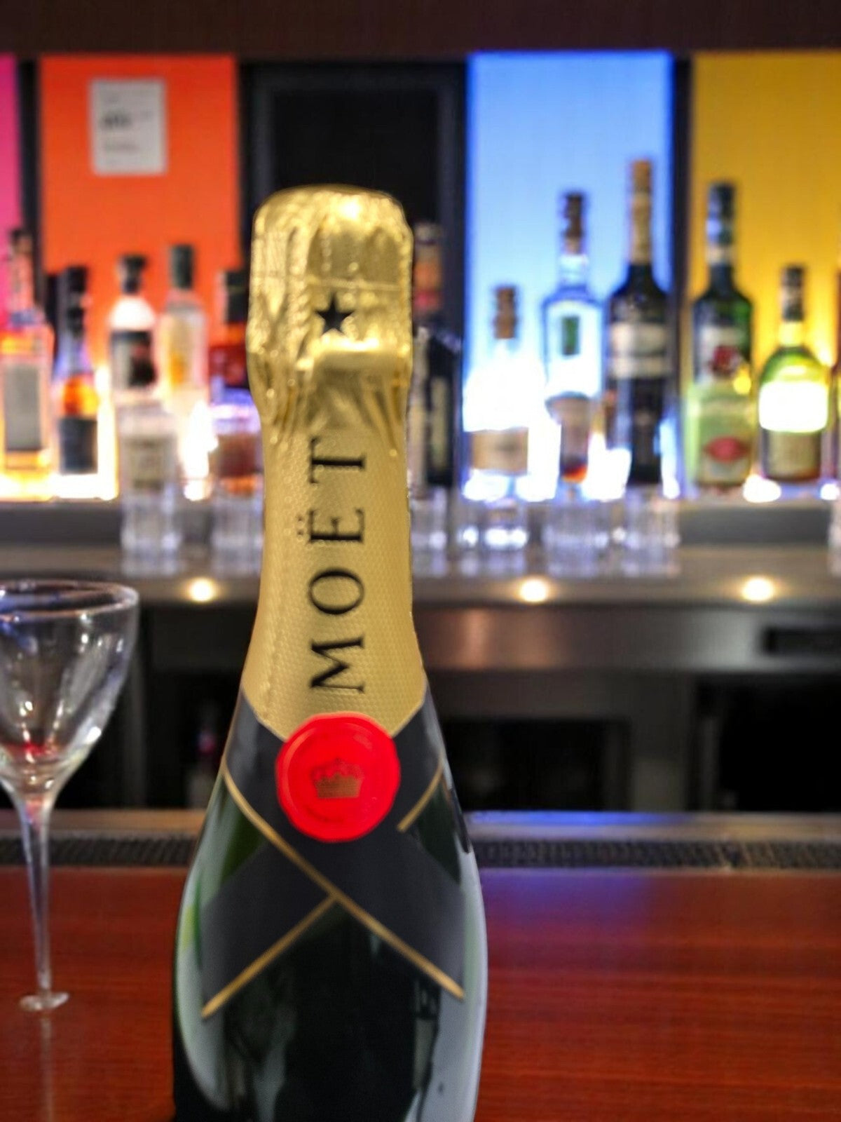 VINTAGE MOET & CHANDON BRUT IMPERIAL EMPTY DUMMY PROMOTIONAL DISPLAY BOTTLE 187m