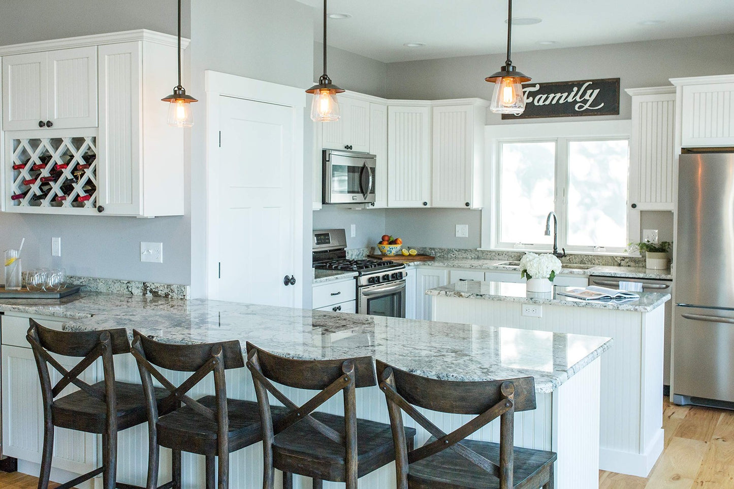 SYLVANIA General Lighting SYLVANIA LED Filament Light Bulb, ST19 Lamp, Medium B