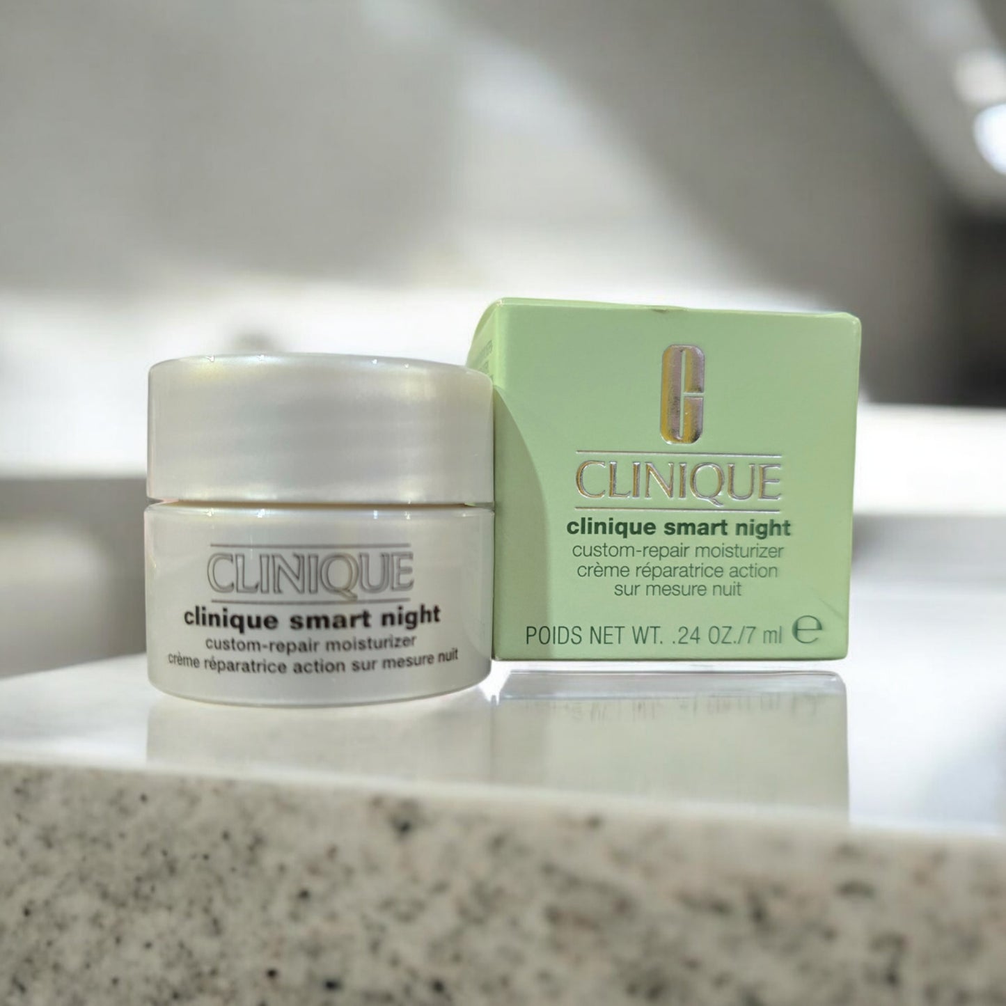 2 of Clinique Smart Night Custom Repair Moisturizer 0.24 oz*2=0.48oz