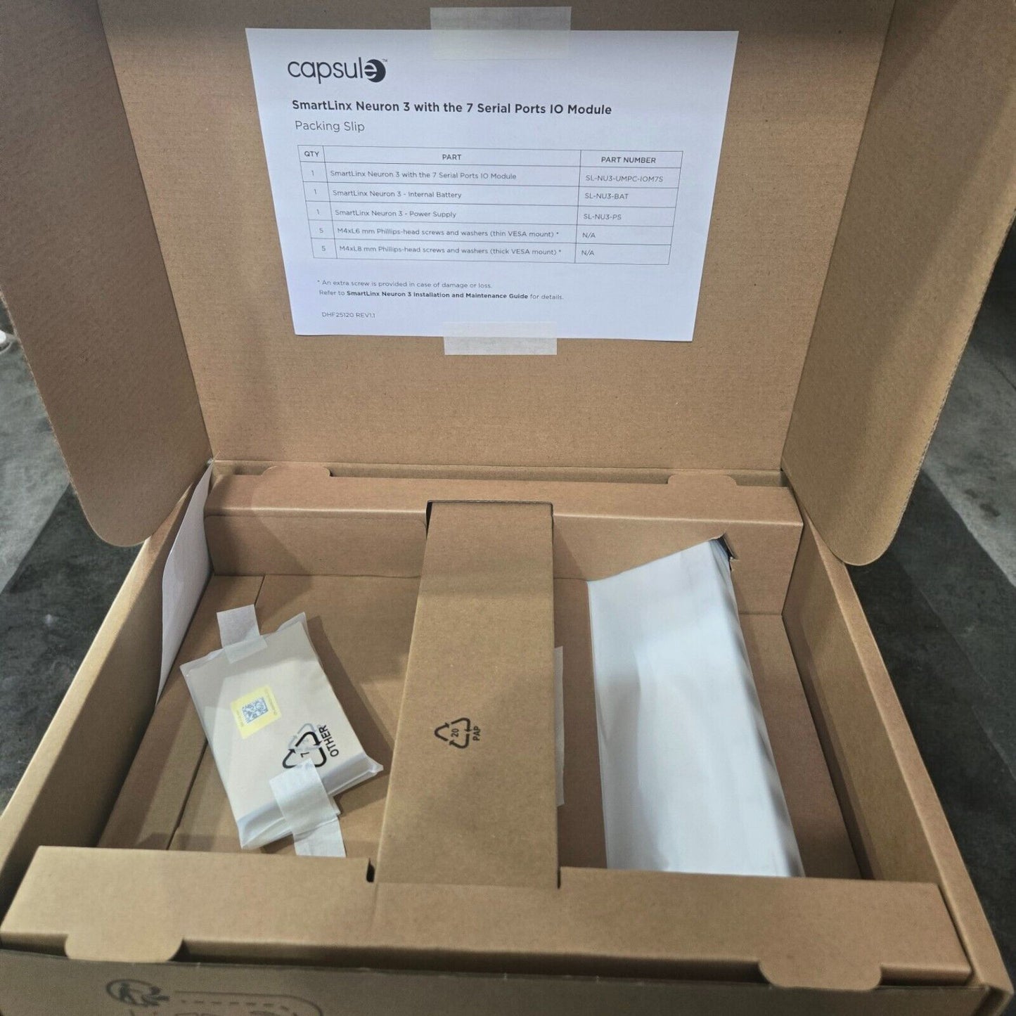 Capsule SmartLinx Neuron 3 Patient Monitor with 7 Serial Port IO Module