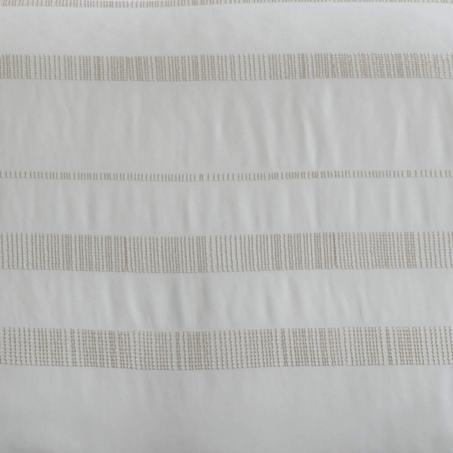 Vera Wang Pucker Grid