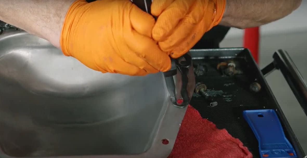 Permatex 85080-6PK Ultra Black Maximum Oil Resistance RTV Silicone Gasket Maker, 9.5 oz. PowerBead Can (Pack of 6)