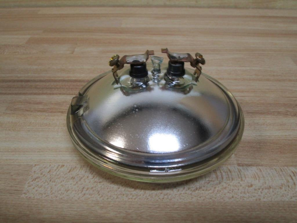 Napa 4411 Off Road Light