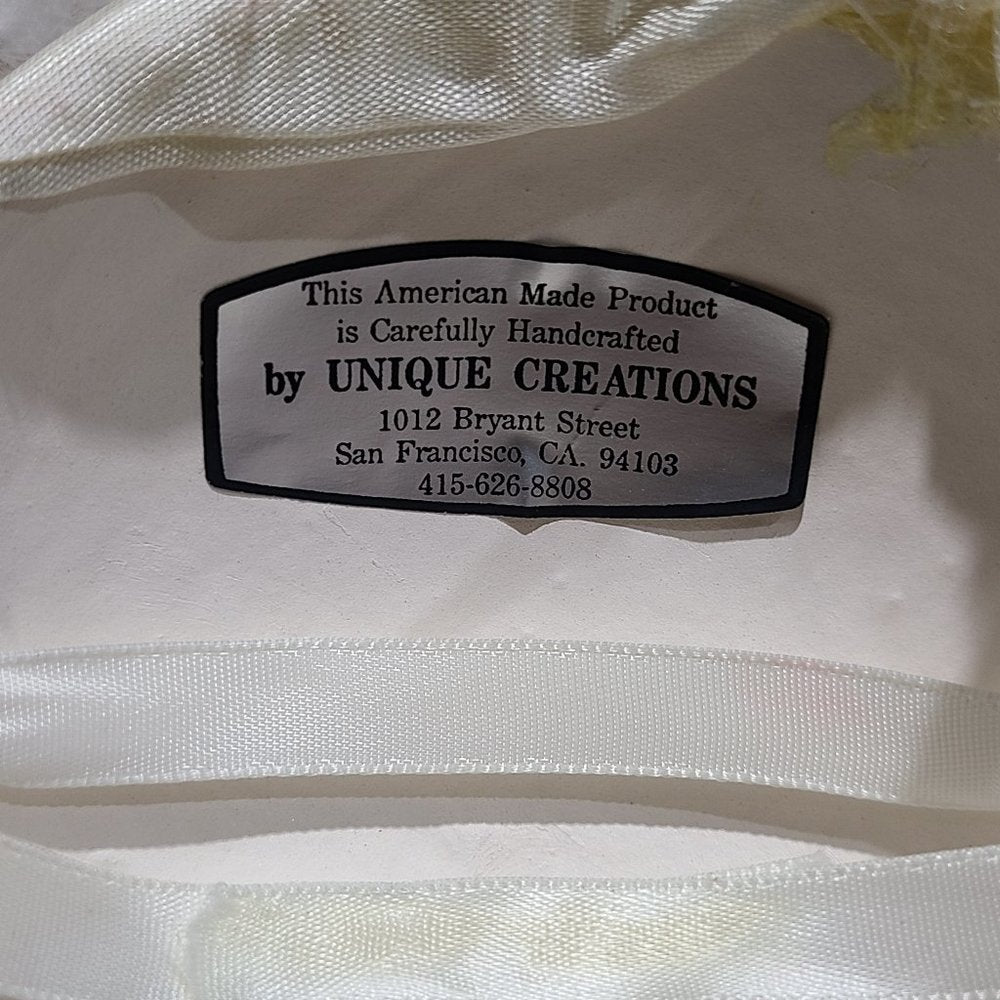 Unique Creations Hanging Lady Face Mask 581/1000