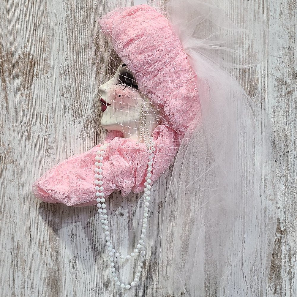 Unique Creations Limited Edition Hanging Wall Décor Lady Face 213/1000