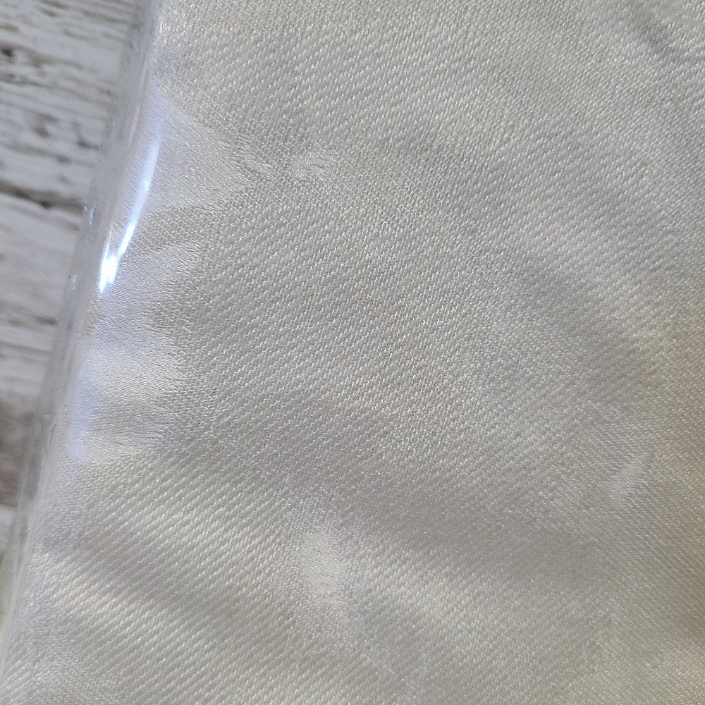 Donna Karan Home Ivory Standard/ Queen Sham