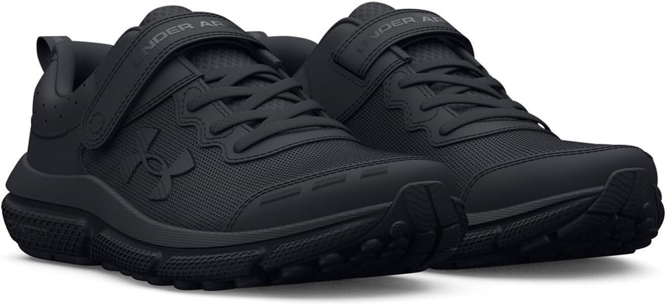 Man's Sneakers & Athletic Shoes Under Armour Charged Sneakers