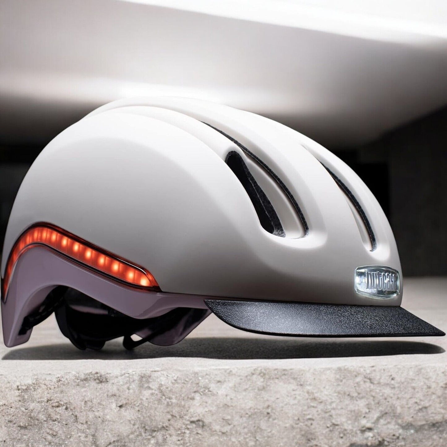 Nutcase Vio Rozay Matte w/ MIPS & Lights - Size Small - 21.75"-23.25"