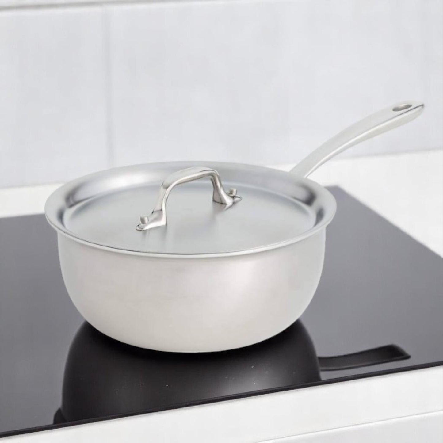 All-Clad ® d3 Curated 2.5-Quart Saucier with D3 Lid CBB4215