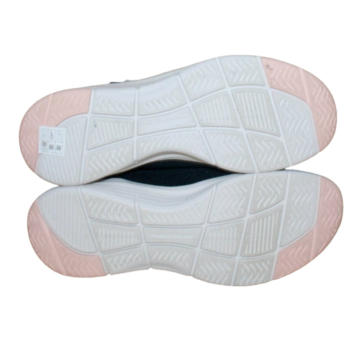 SKECHERS Swift Fit Arch Comfort Hands Free Sneaker Women  Black 179186