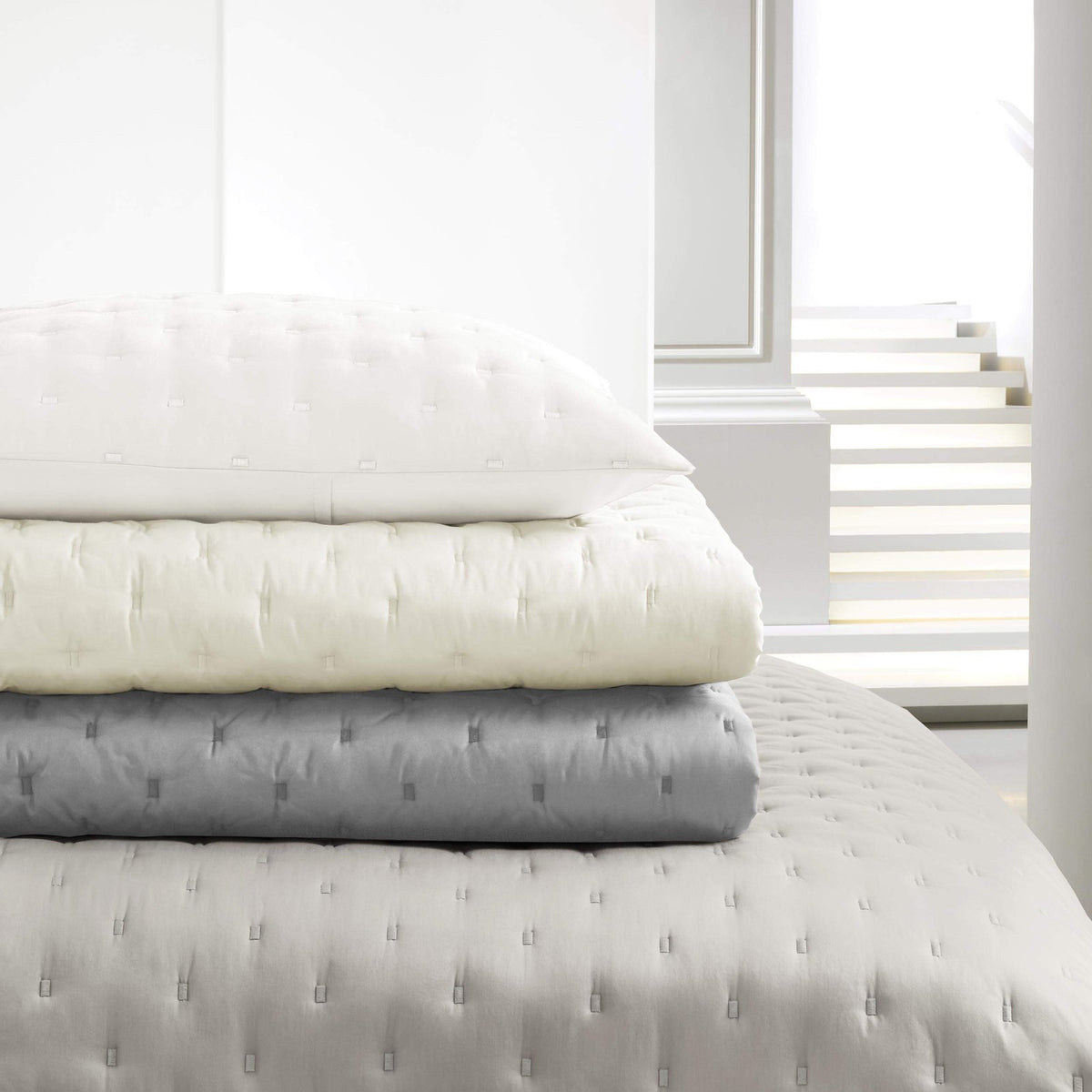 Vera Wang Quilt