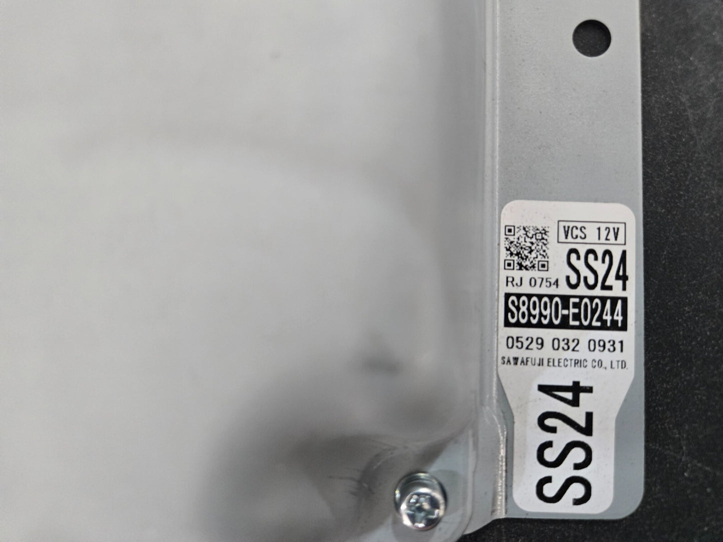 NEW HINO  ECU ECM PCM CONTROL UNIT S8990-E0244, S8990E0244, 05290321931, SS24