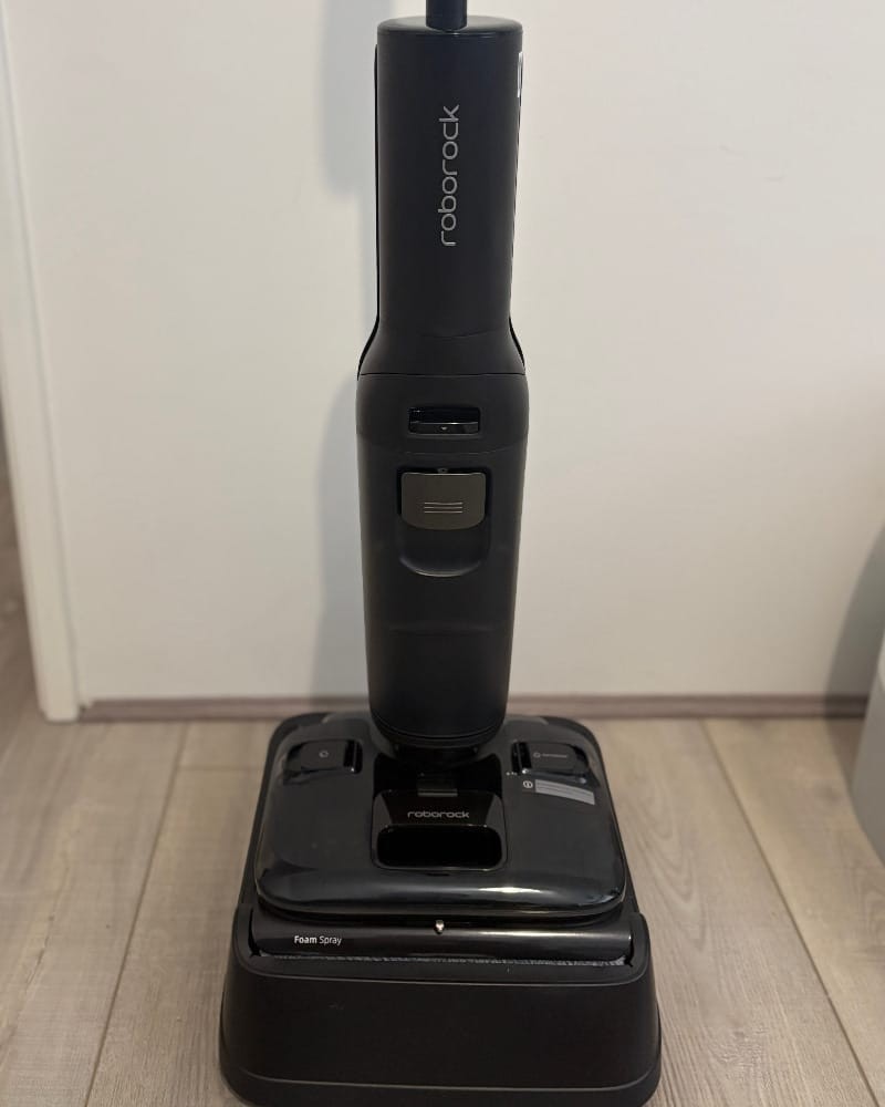 Roborock F25 ACE PRO Hard Floor Cleaner Wet/ Dry Navigation & Self Cleaning