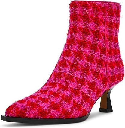 NIB Women's Betsey Johnson Louisa Pointed Toe Bootie in Fuschia Multi