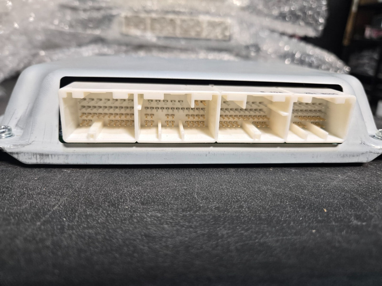 NEW HINO  ECU ECM PCM CONTROL UNIT S8990-E0244, S8990E0244, 05290321931, SS24