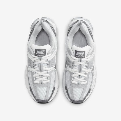 Big Kid's Nike Vomero 5 (HQ3255-043) & (HF6998-002) (Glacier Blue) & (Dark Grey)