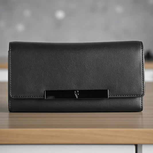 🔥 Simply Vera Vera Wang Lin Bar Flap Wallet in Black ⏩ Same Day Shipping  🔥