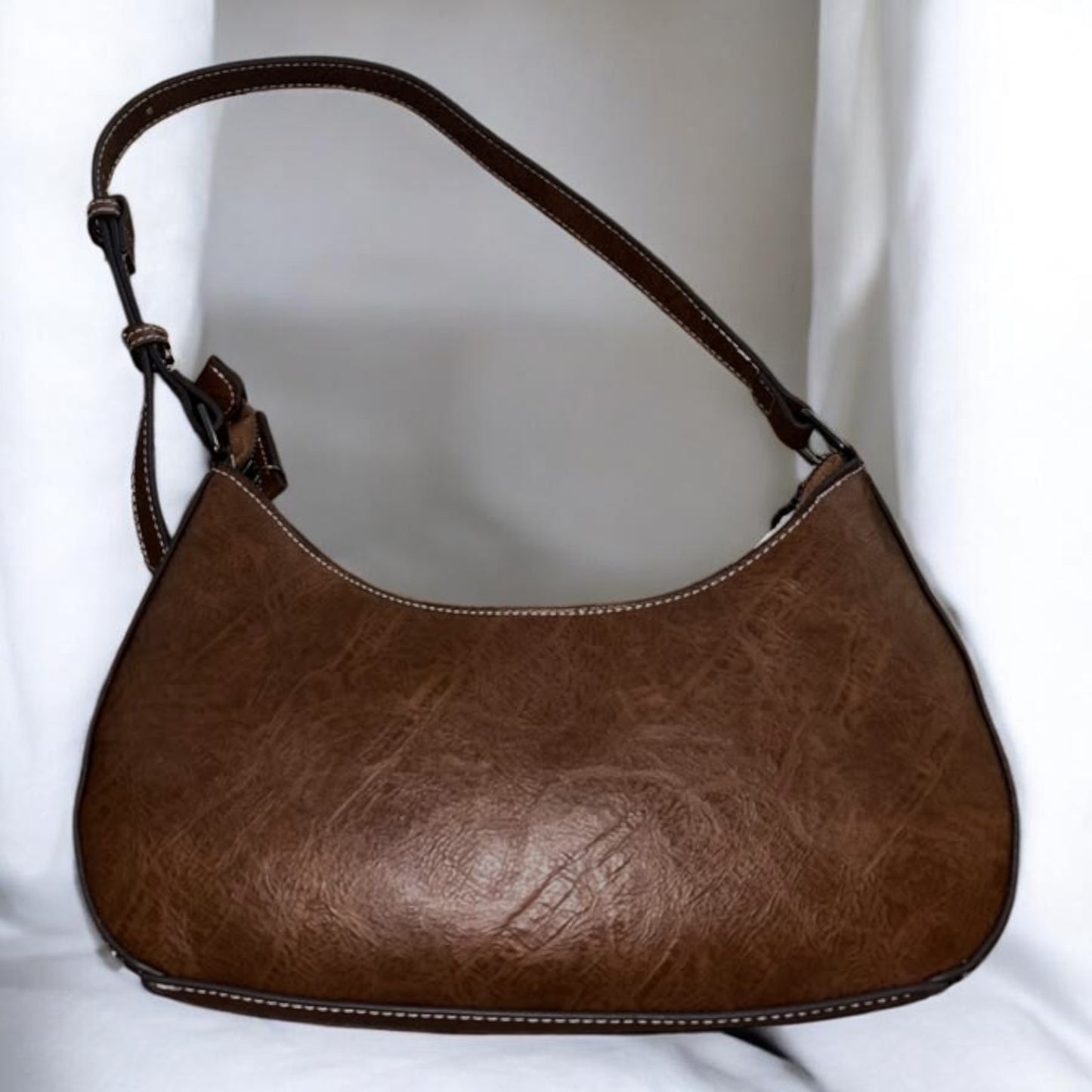 NWT Rein and Bridle Brown Faux Leather Women's Purse Western Bag. 12x7x2 Size