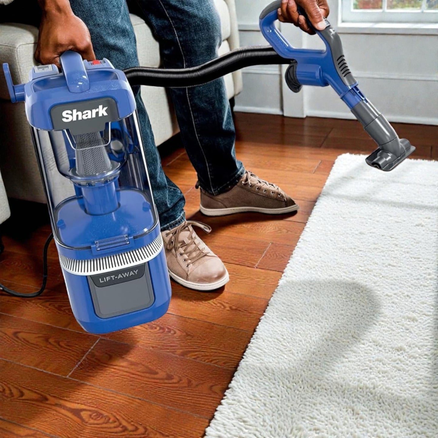 Shark LA360 Navigator Lift-Away ADV Deluxe 3 in 1 Bagless Vacuum Cleaner NEW