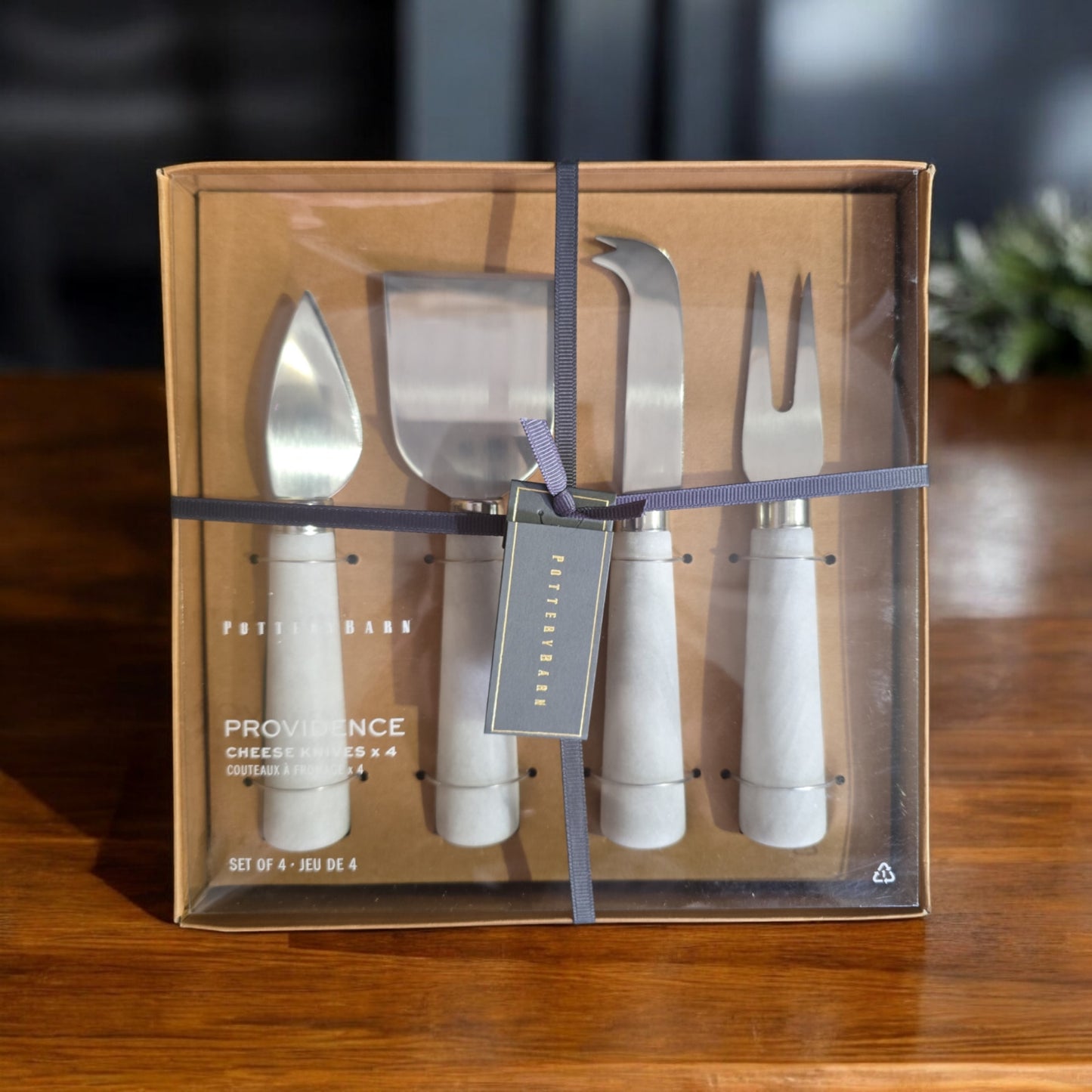 Pottery Barn Providence White Marble Cheese Knives - Set Of 4, New in Box