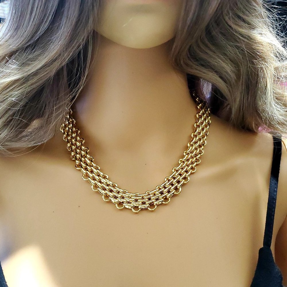 Modern Metal Flat Necklace
