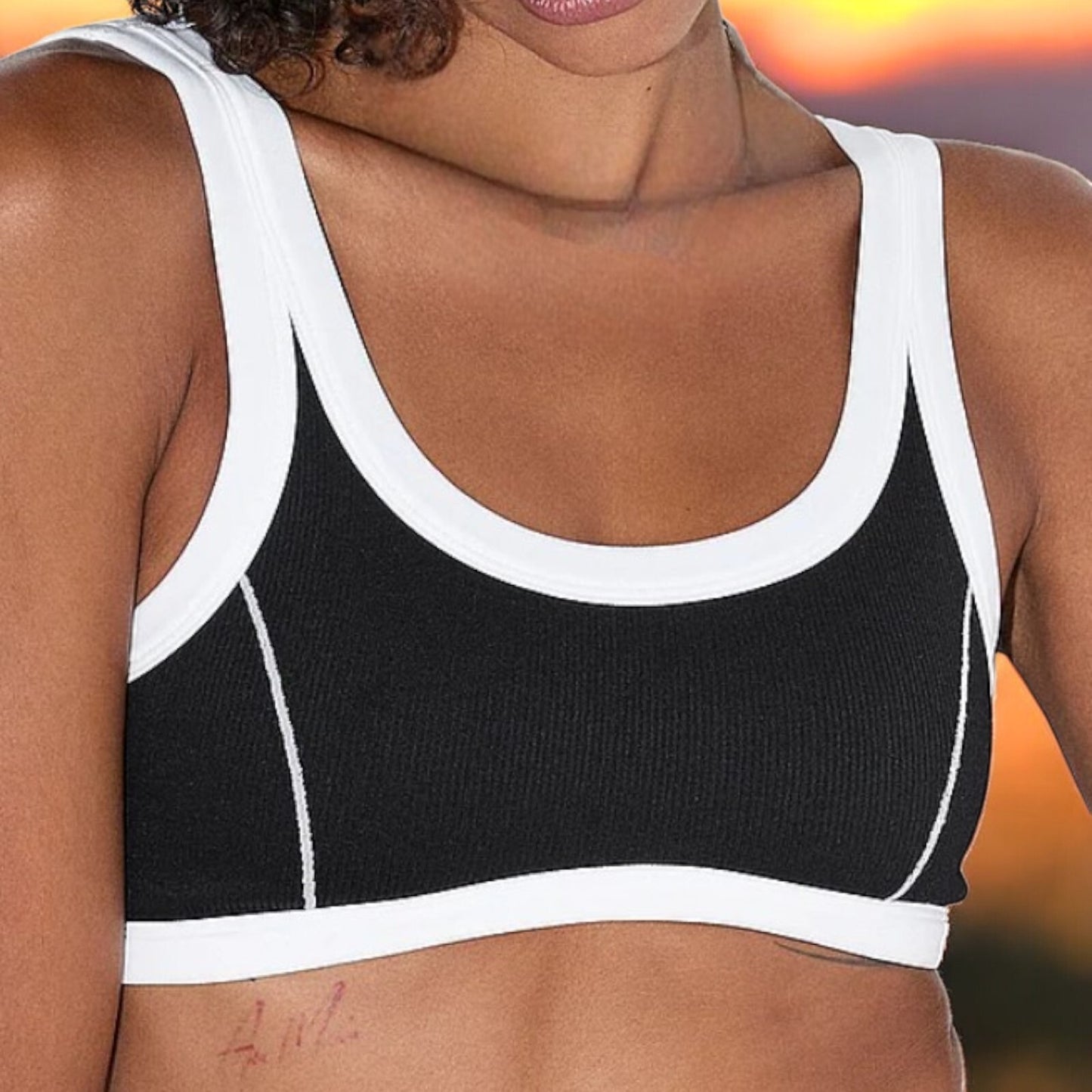 Victoria's Secret PINK The Wave Soft Seamless Contour Sports Bra