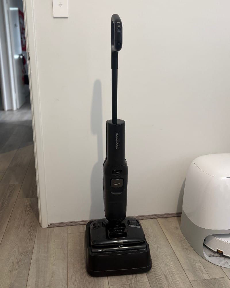 Roborock F25 ACE PRO Hard Floor Cleaner Wet/ Dry Navigation & Self Cleaning