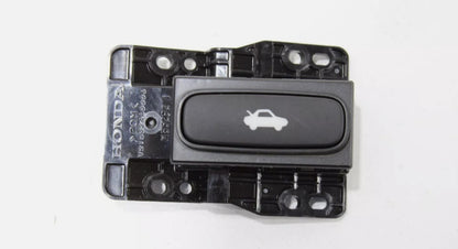 HONDA CIVIC FRONT LEFT DOOR TRUNK LID RELEASE OPENER SWITCH OEM 35800-T20-A01