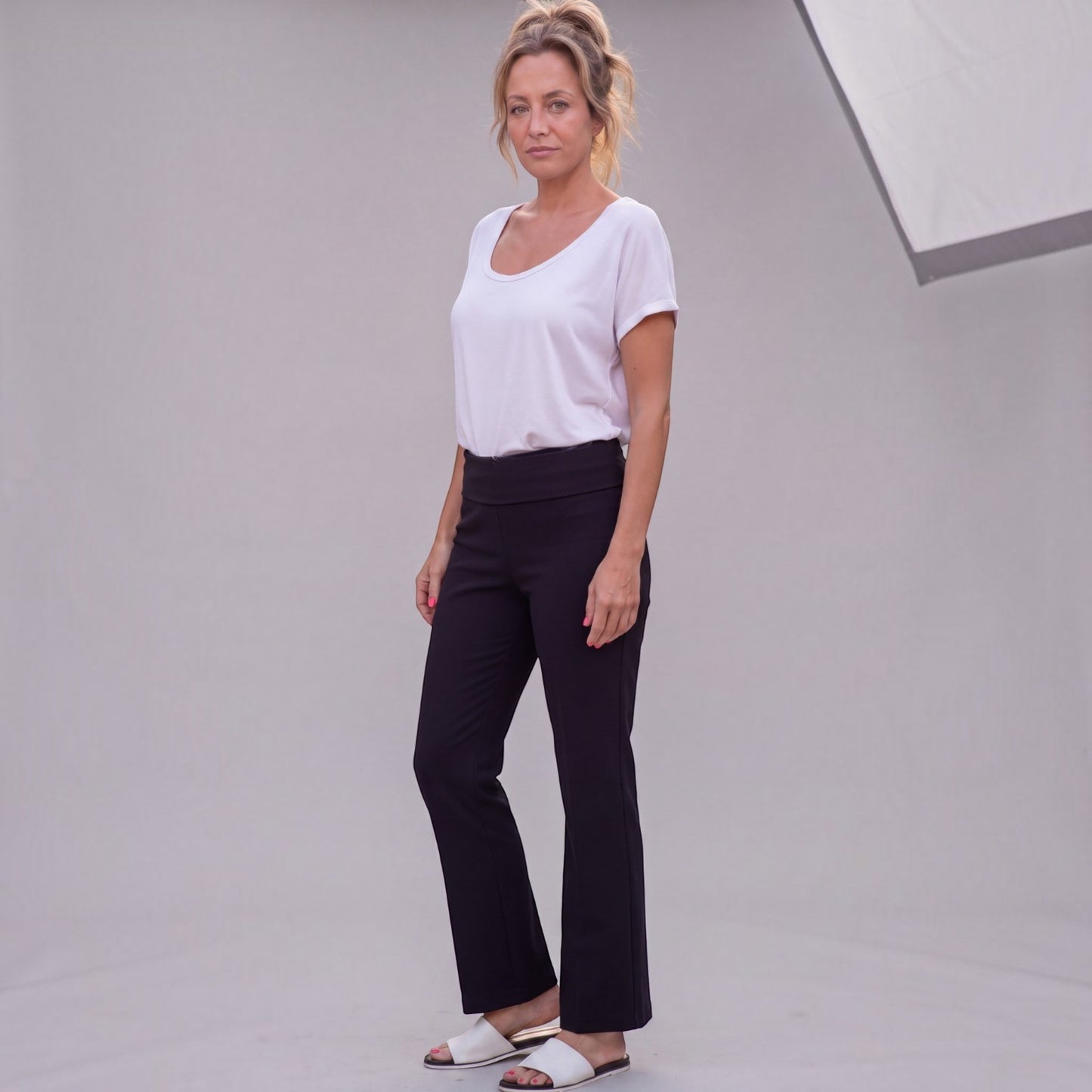Frankie & Skyler Black Leggings Yoga Pants Rare Wide Leg Heart and Wings Bling