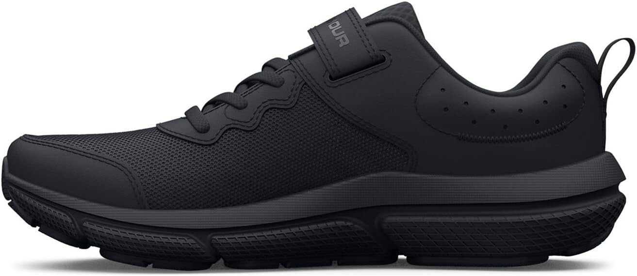 Man's Sneakers & Athletic Shoes Under Armour Charged Sneakers
