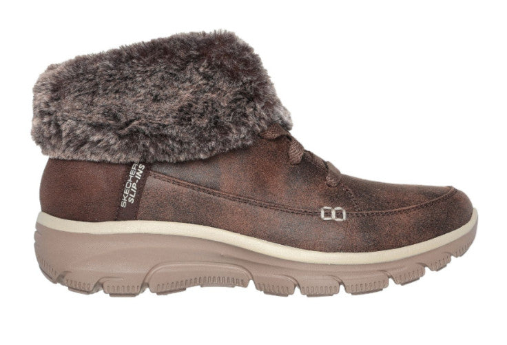 SKECHERS Women's Easy Going - Chili Standards Hands Free Slip-Ins