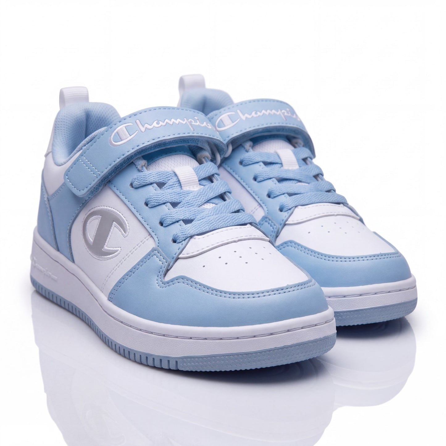 Champion Arena Power Lo V2  Kid's Sneaker Light Blue/White, size 11, 12, 1, 2,3