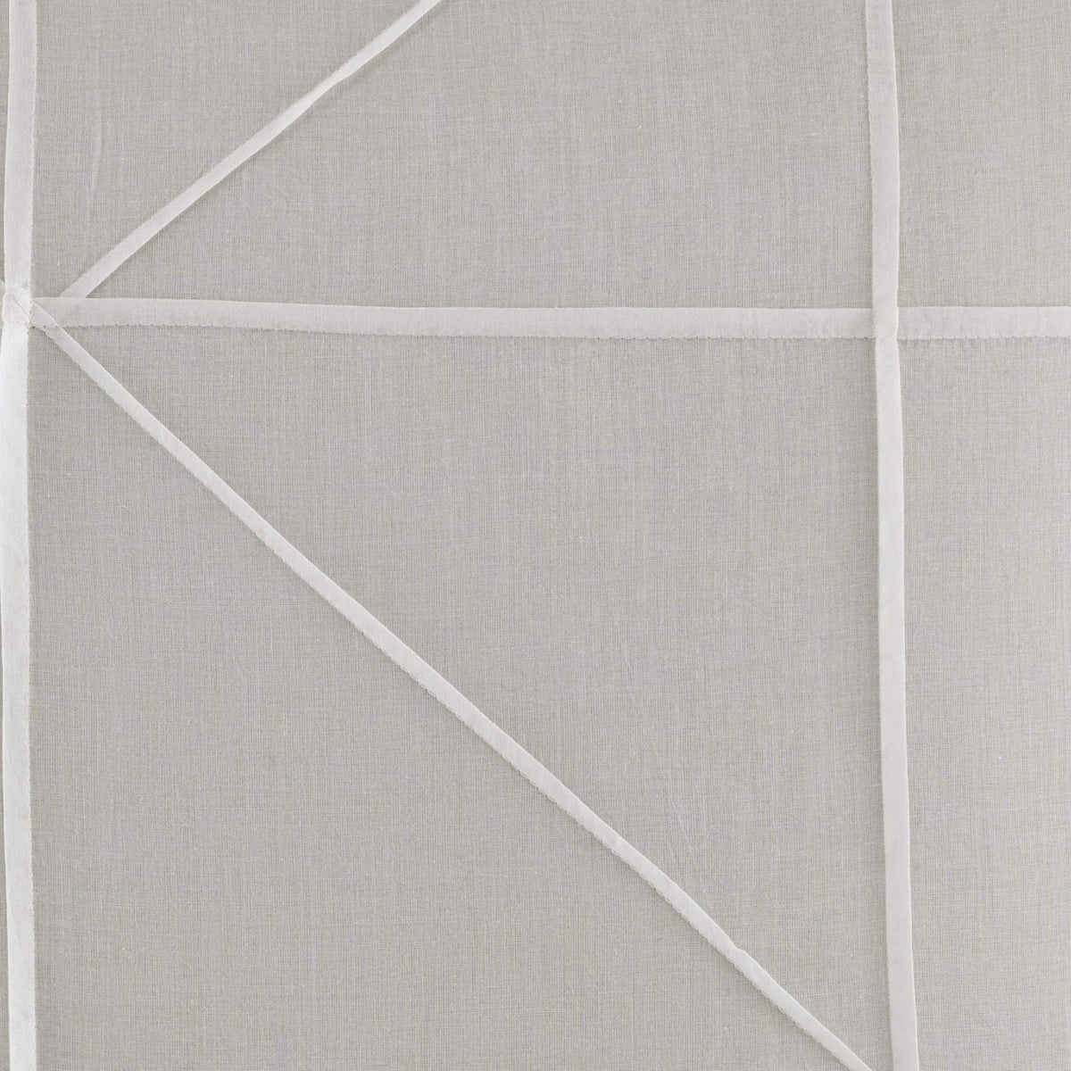 Vera Wang Layered Geometric Grey Euro Sham