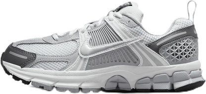 Big Kid's Nike Vomero 5 (HQ3255-043) & (HF6998-002) (Glacier Blue) & (Dark Grey)