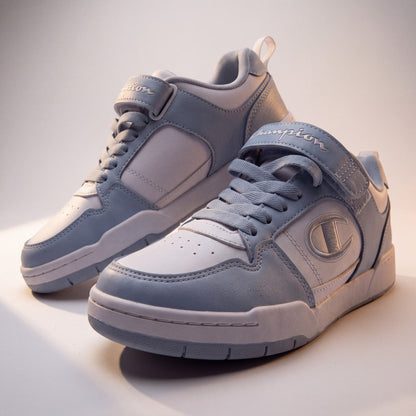 Champion Arena Power Lo V2  Kid's Sneaker Light Blue/White, size 11, 12, 1, 2,3