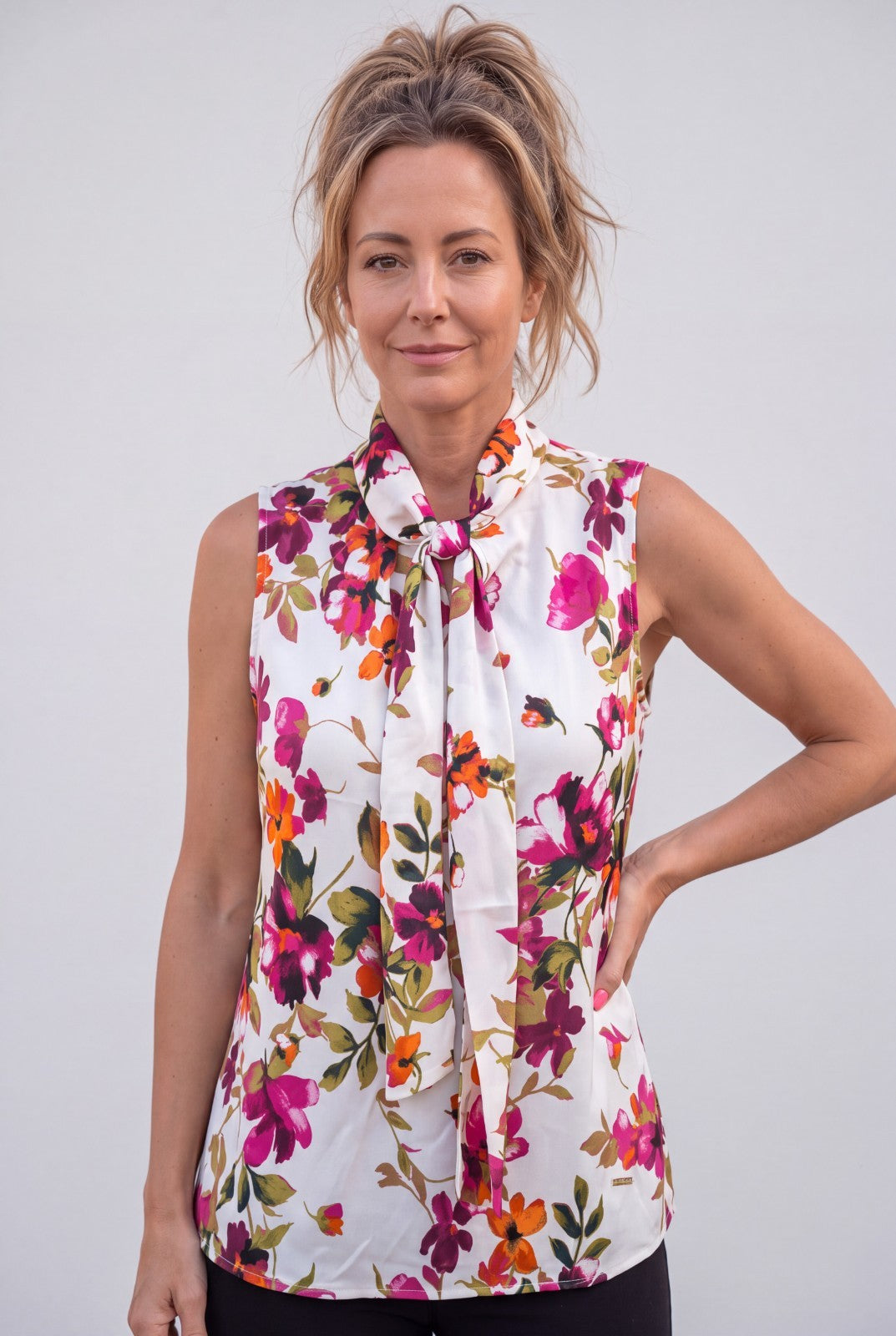 Nine West Multicolor Floral Woven Blouse Sleeveless Tie Neck Polyester
