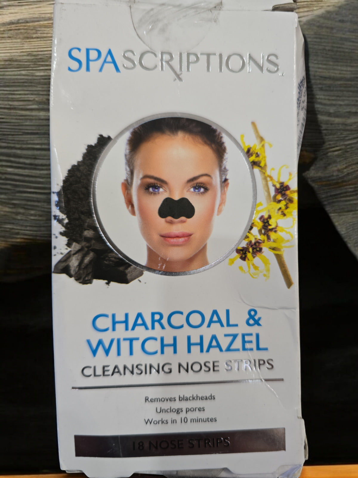 SpaScriptions Charcoal and Witch Hazel Cleanising Nose Strips