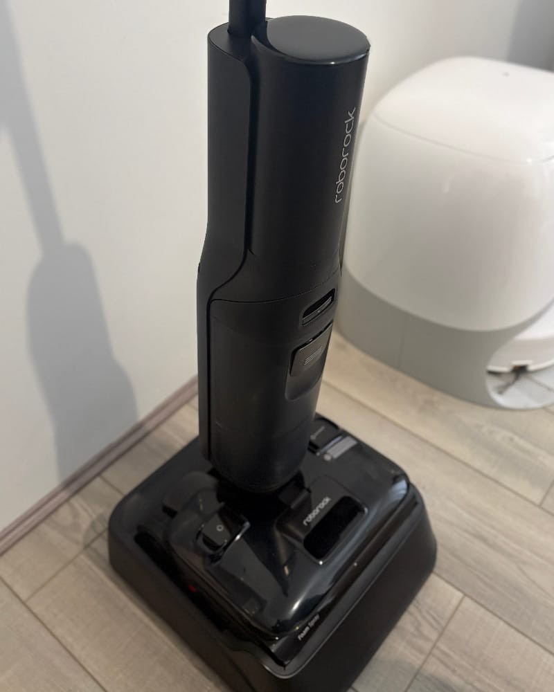 Roborock F25 ACE PRO Hard Floor Cleaner Wet/ Dry Navigation & Self Cleaning