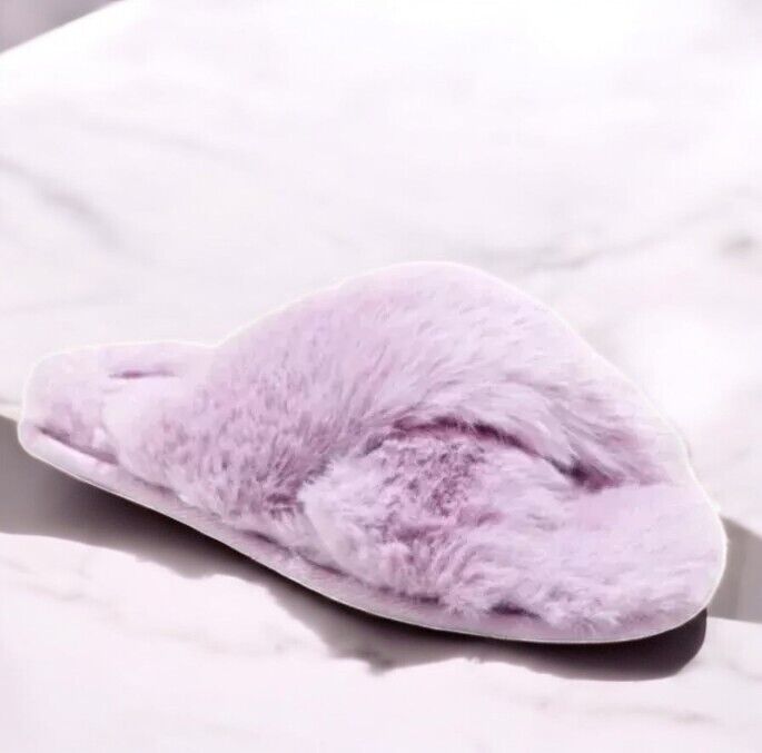 Cat & Jack Girl's Purple Faux Fur Slippers, M2/3