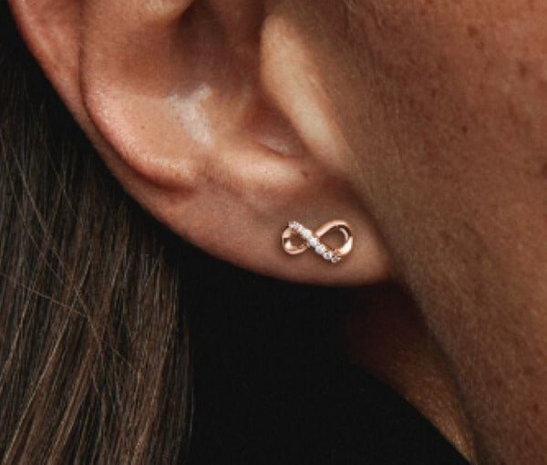 Authentic Pandora Moments Sparkling Infinity Stud Earrings (288820C01)