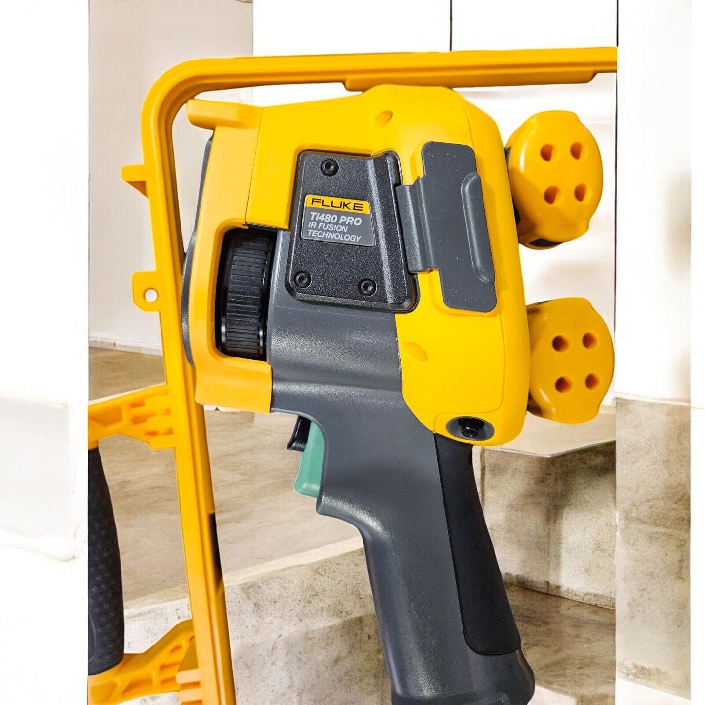 Fluke TI480PRO Ti480 PRO IR Fusion Thermal Imager Camera with 2 Batteries