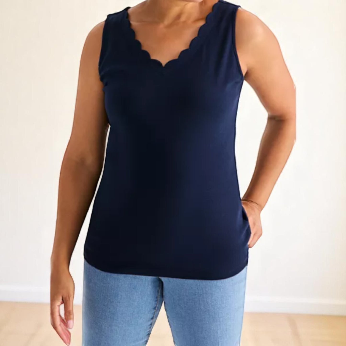 Style & Co Women's Cotton Scalloped V-Neck Sleeveless Top NWT