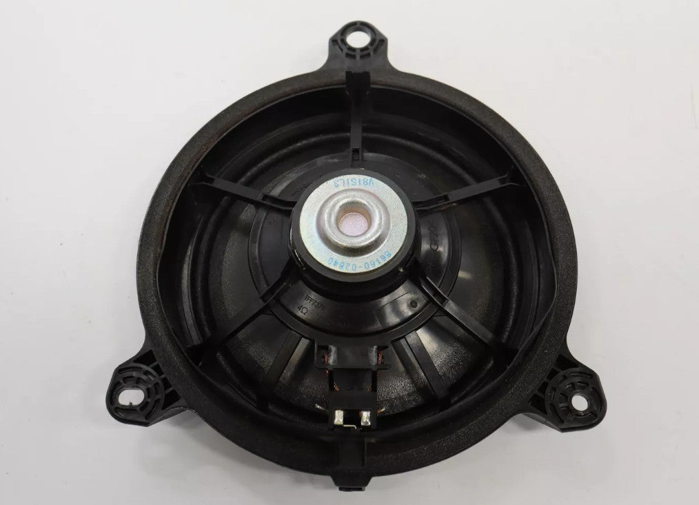 RIGHT OR LEFT SIDE DOOR SPEAKER OEM 8616002B40 TOYOTA CAMRY 2019 - 2024