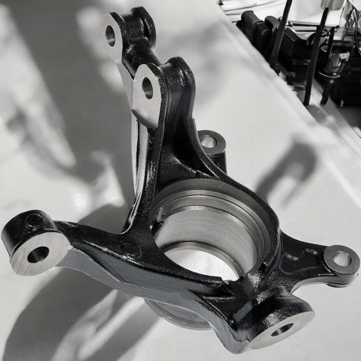 Front Driver Side Steering Knuckle for 2007 - 2019 Toyota Prius C Yaris Scion xD