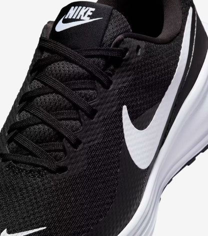 Woman's Sneakers & Athletic Shoes Nike Revolution 8