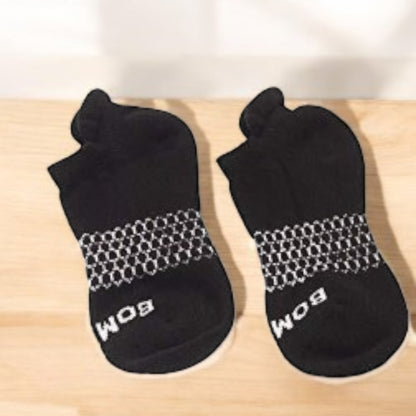Bombas Women's Originals Ankle Socks, (Black/White) 1 Pair